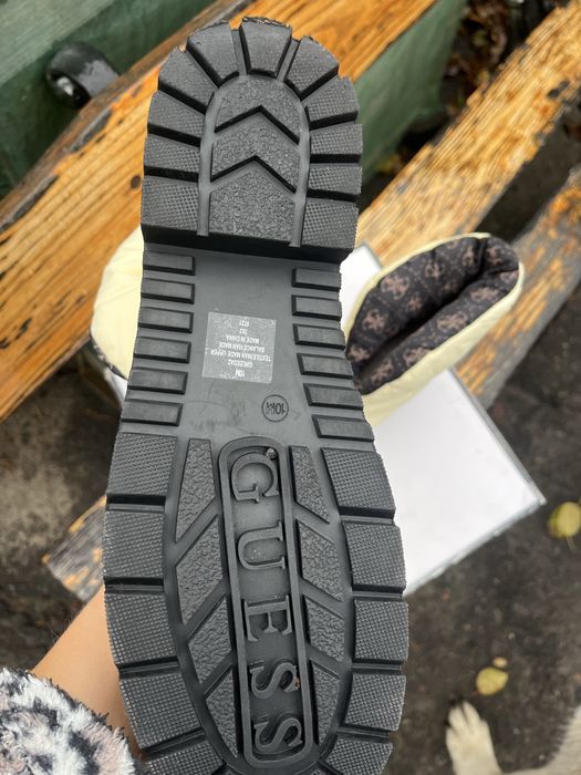 Чоботи-дутіки Guess