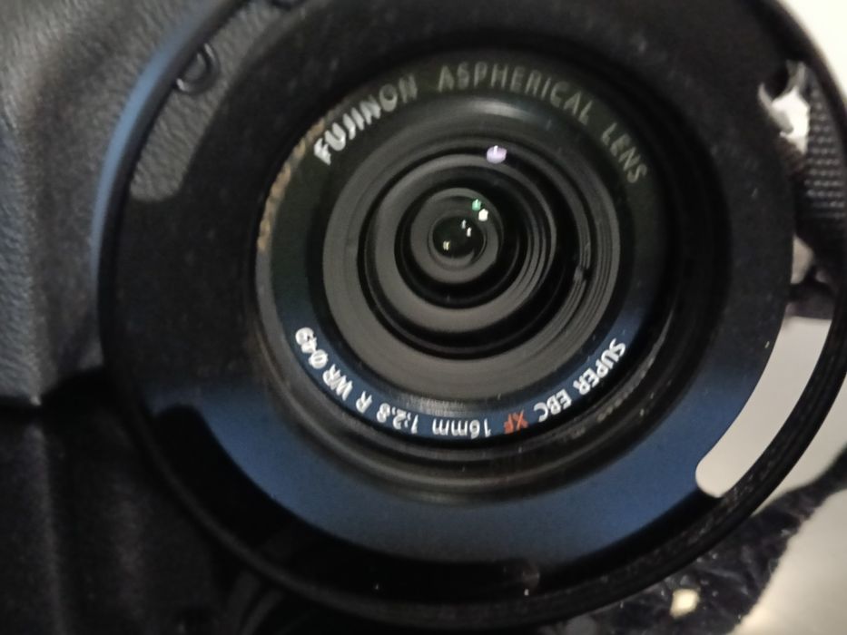 OPORTUNIDADE ÚNICA: FUJIFILM X T4 como NOVA com lentes 56mm e 16mm