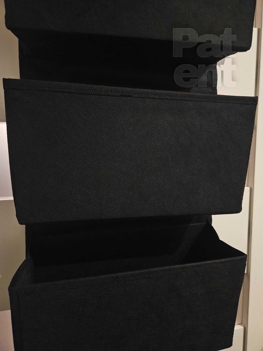 Wiszący organizer do powieszenia z 4 kieszeniami na drzwi czarny