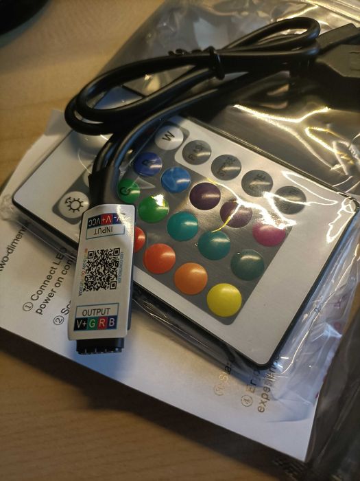 Controlador USB (com bluetooth+app) + comando para fita LED RGB 5v