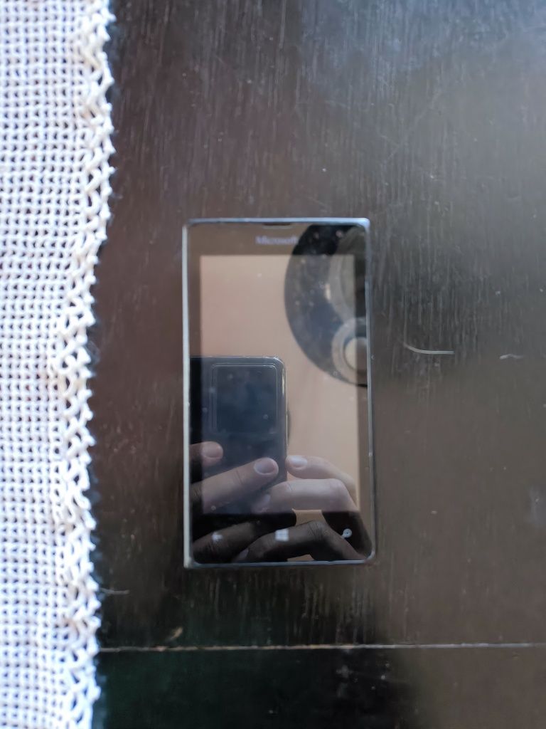 Pack iPhone 5s + Microsoft Lumia 435 (não ligam)