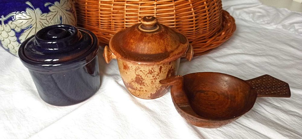 Ręcznie rzeźbiona misa nordycka z 1961 r. – styl skandynawski