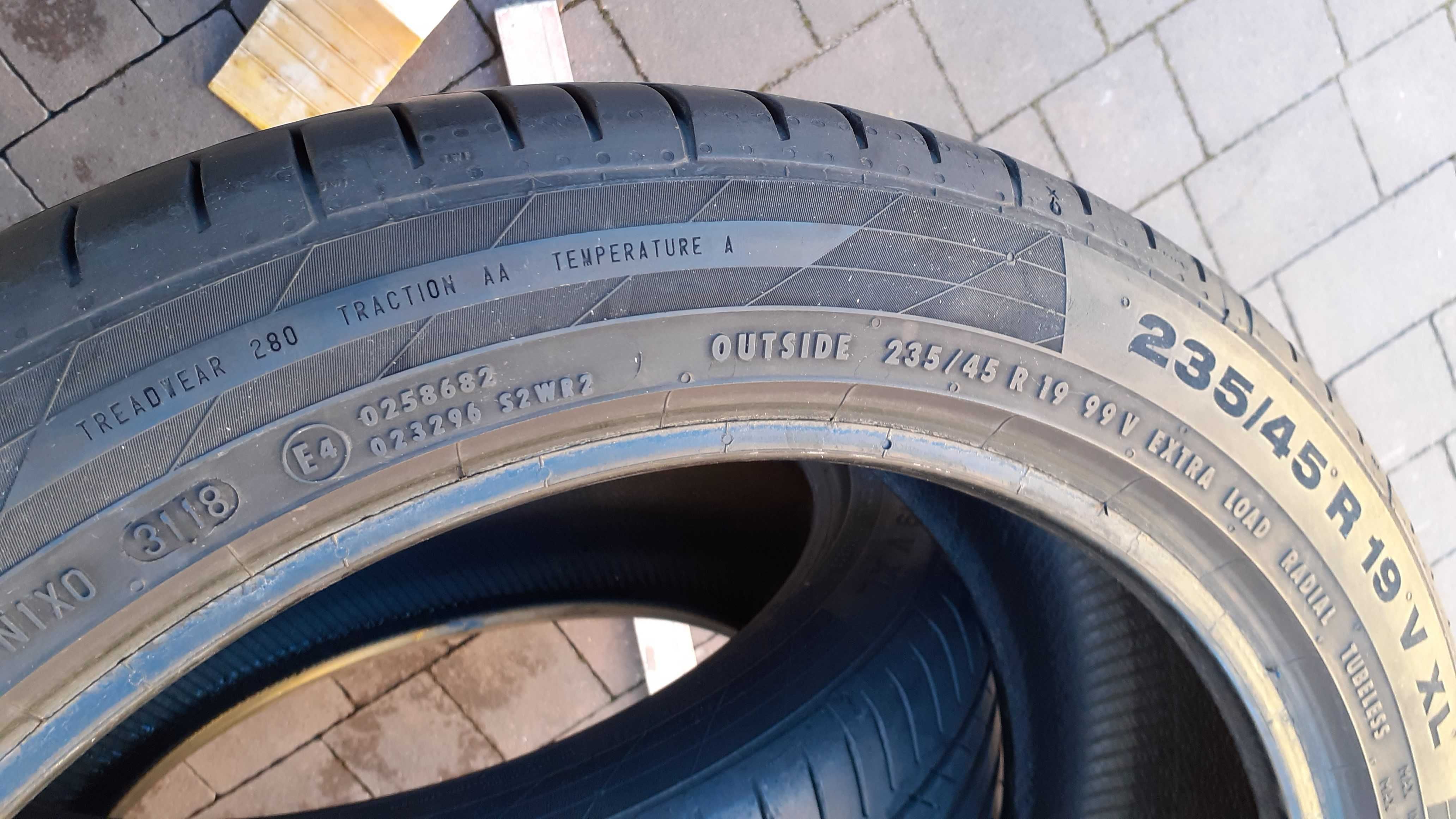 Opony 2x CONTINENTAL Sport Contact 5 235/45R19 99V 6-6,5 mm, 2018r.
