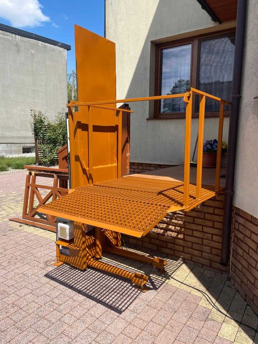 Winda dla niepełnosprawnych. Platforma pionowa. WYNAJEM + Montaż!