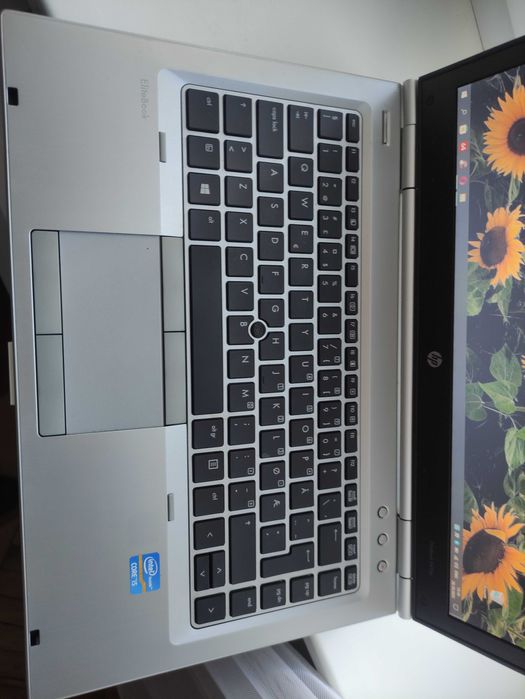 Ноутбук 14" HP EliteBook 8470p  / i5-3210M / 16GB DDR3 / SSD 240