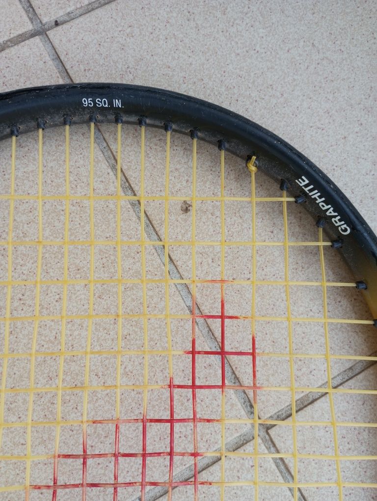 Raquete de ténis Australian.