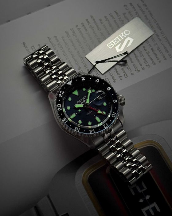 Годинник Seiko 5 Sports GMT SSK003K1