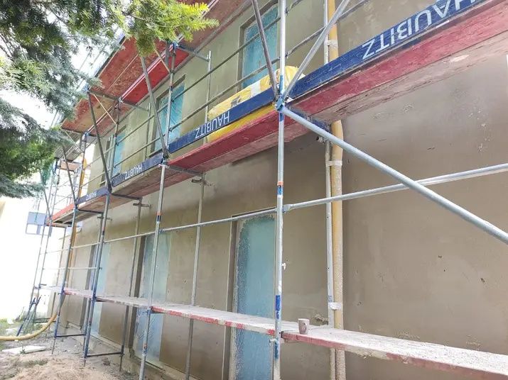 Elewację,tynkowanie elewacji,malowanie,sufity podwieszane i inne prace