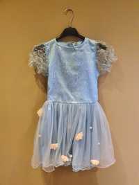 Sukienka błękitna z kwiatkami Śnieżka 7- 8lat  rozmiar 122