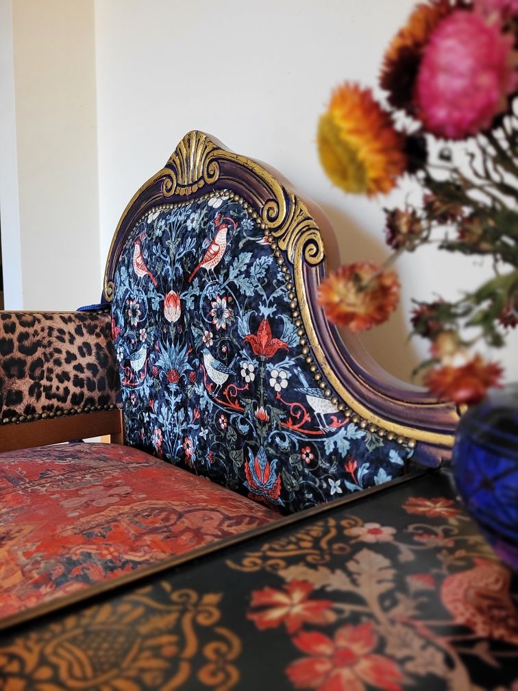 Antyczna sofka-Kanapa w stylu Ludwik