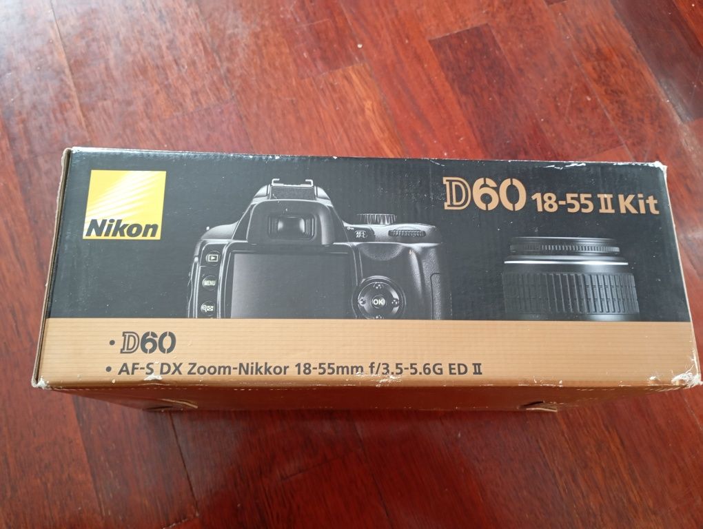 Máquina fotográfica Nikon D60