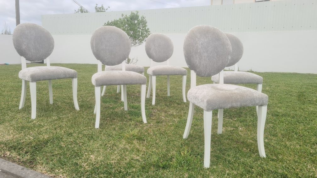 Conjunto de cadeiras de sala