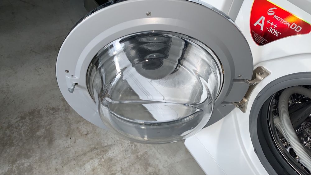 Пральна машина LG з Німеччини