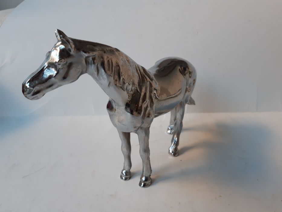 Cavalo Prateado - Metal