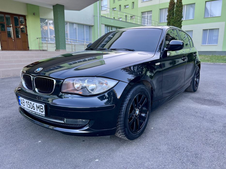 У продажy BMW 2.0 Бензин.Автомат