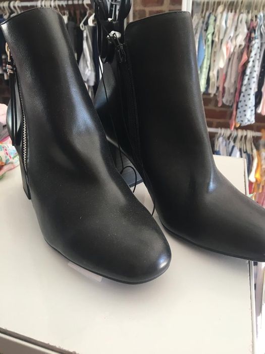 Весняне взуття жіноче Primark