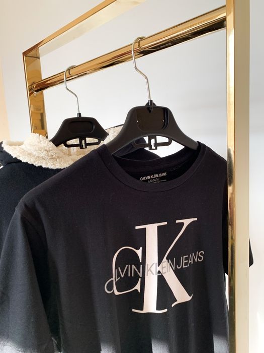 CALVIN KLEIN ОРИГІНАЛ. Жіноча або підліткова футболка чорна розмір XS