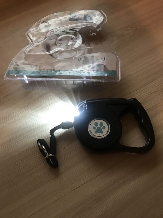 Smycz z latarką.Nowa.Szybka wysyłka!