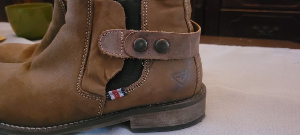 Tamaris buty brązowe 41