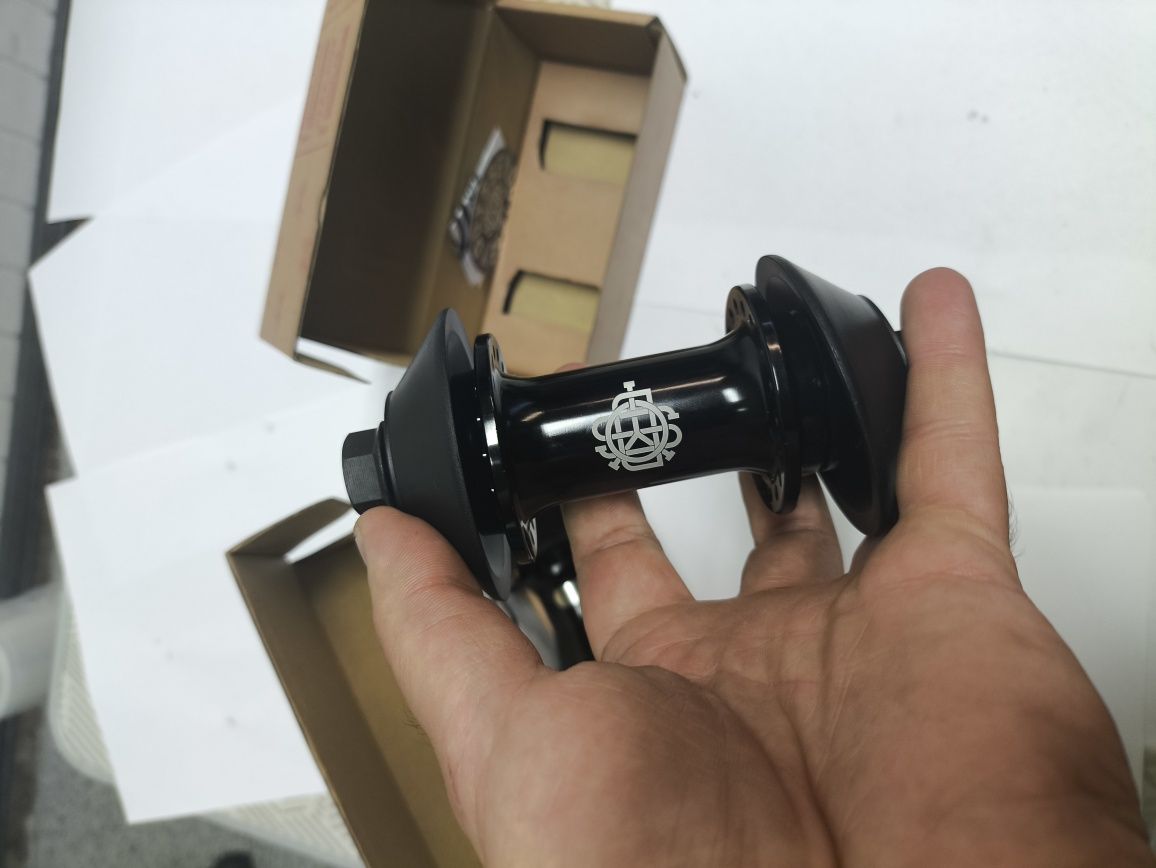 Komplet piast Odyssey Clutch V2 freecoaster + c5 front