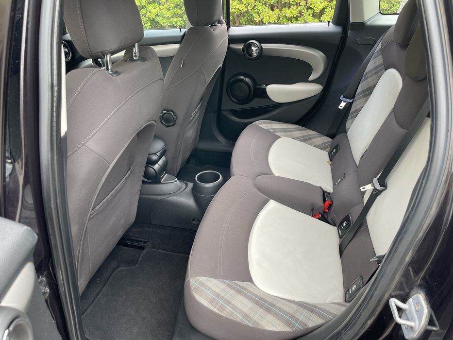 Mini Cooper D 5 portas 2014 1.5 116cv