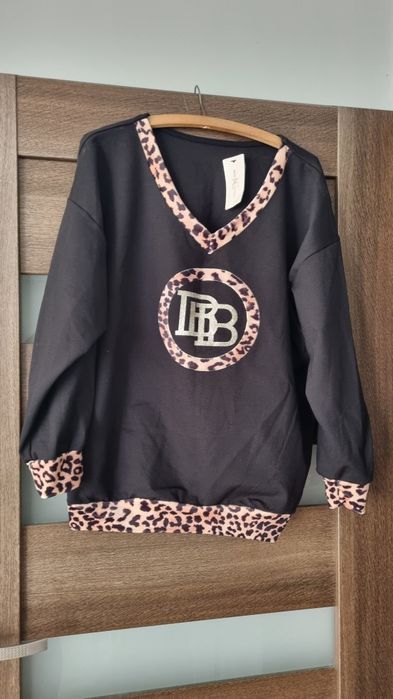 Piękny czarny komplet