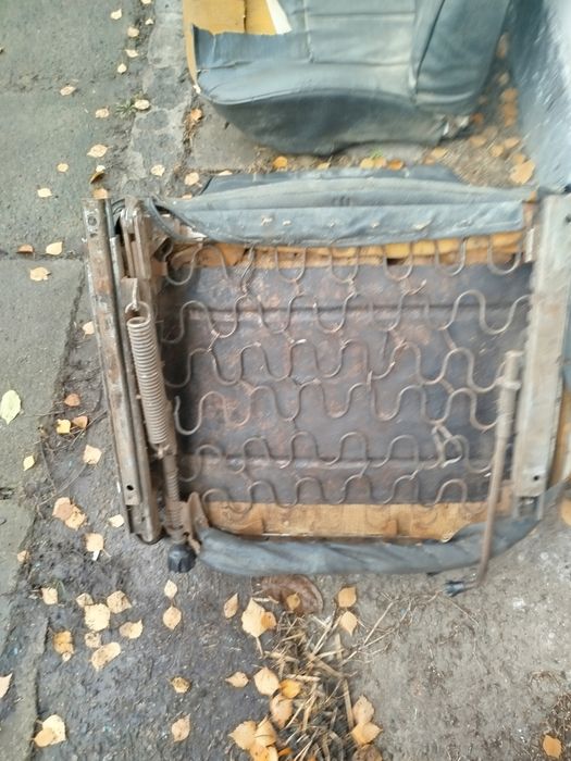 Передні сидіння ваз 2104/2105