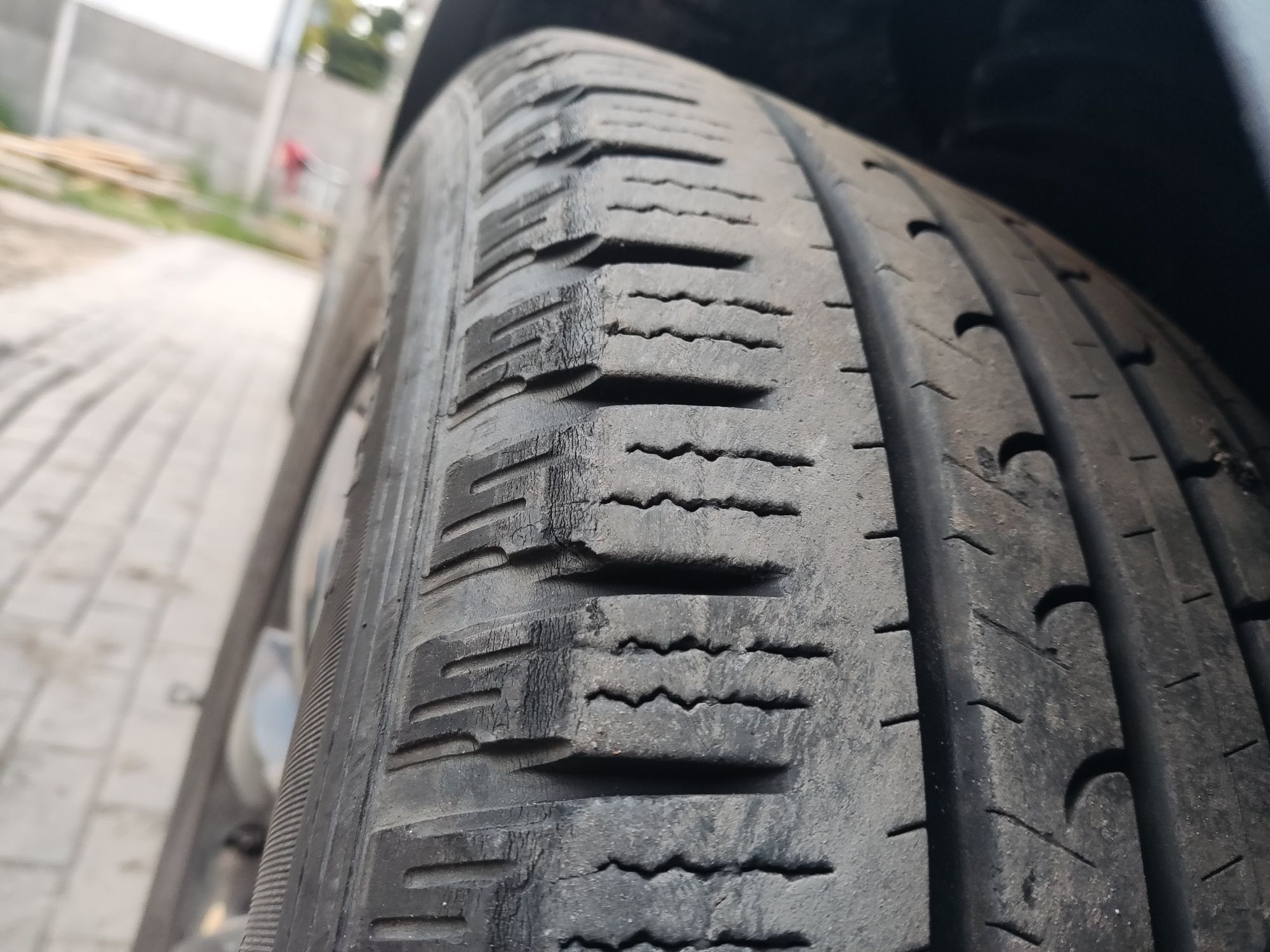 Felgi Infiniti FX r18 114.3 z oponami
