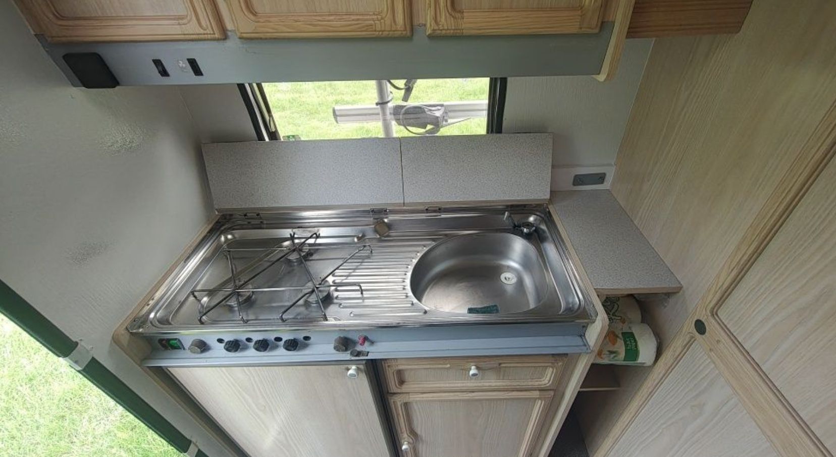Przyczepa kempingowa caravelair 330