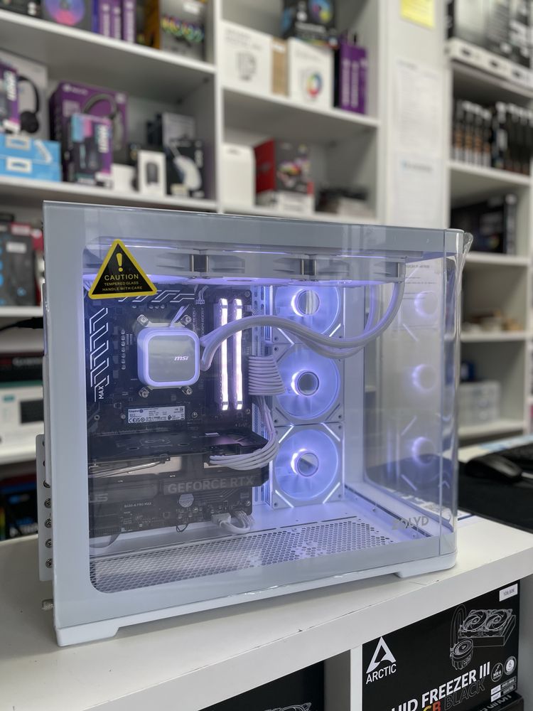 PC gaming AMD R5 5600x, RX 7600XT 16GB, 16GB RAM, 1TB NVMe
