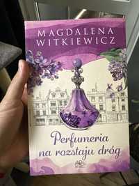 Magdalena witkiewicz „perfumeria na rozstaju drog”