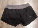 Женские спортивные Шорты Nike 3IN RIVAL SHORT. Размер S. Оригинал.