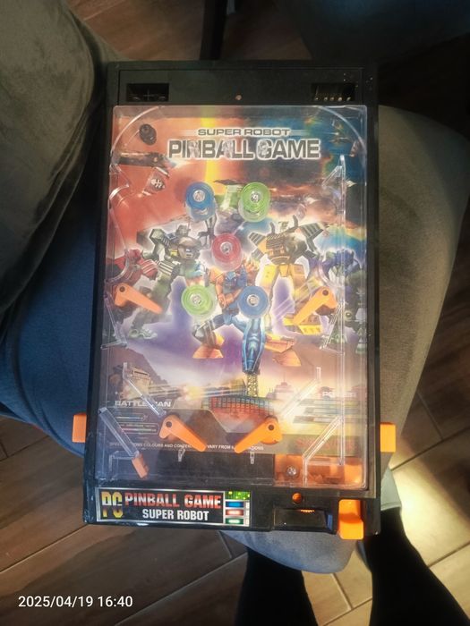 Retro gra pinball