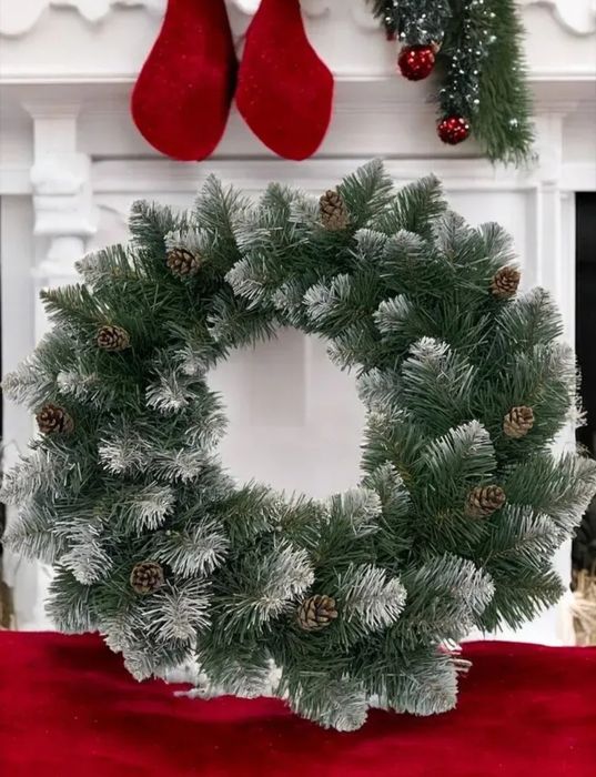 Вінок на двері на Різдво