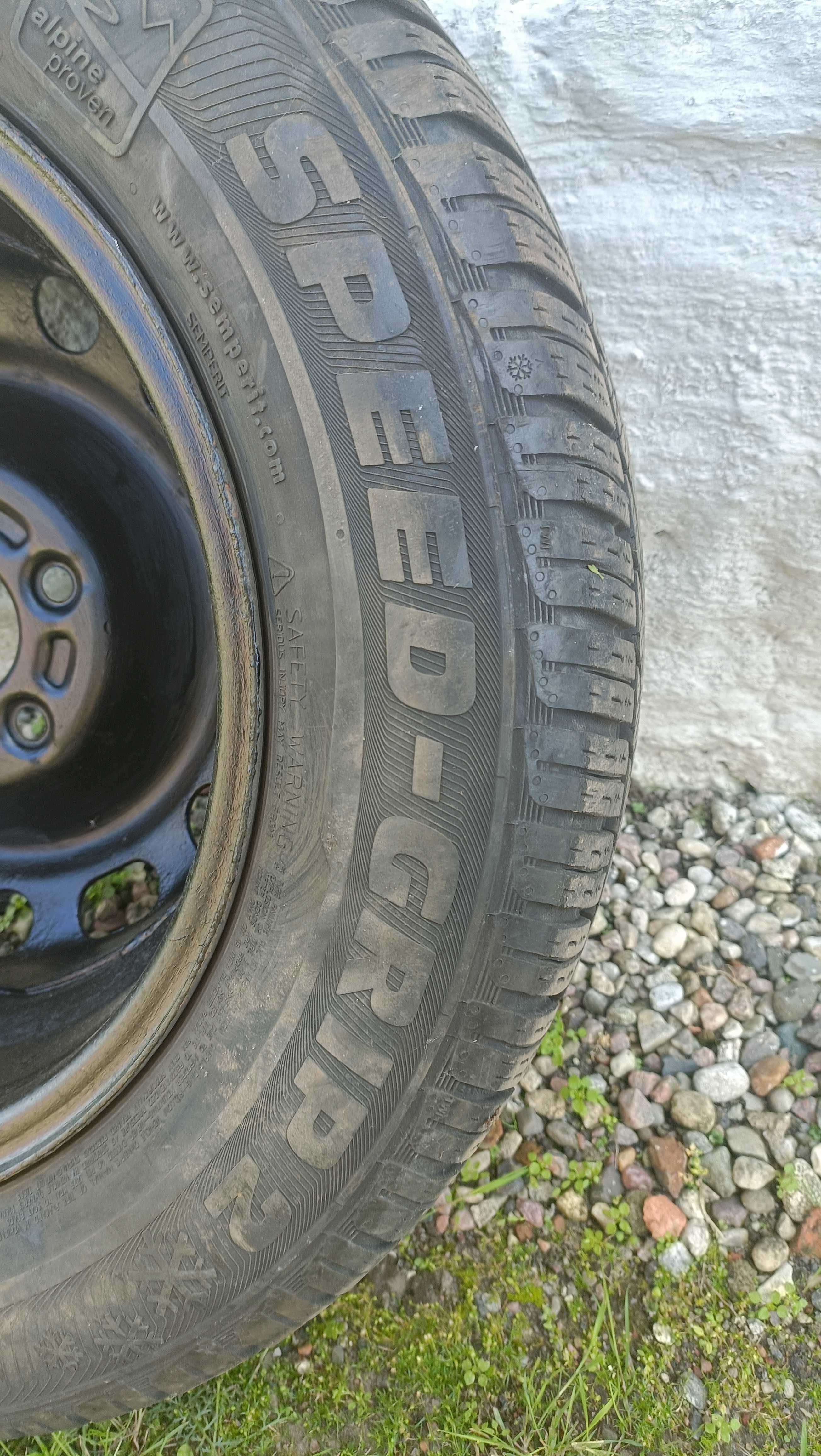 Semperit Speed-Grip2 195/65 R 15T, (zimowe, używane)