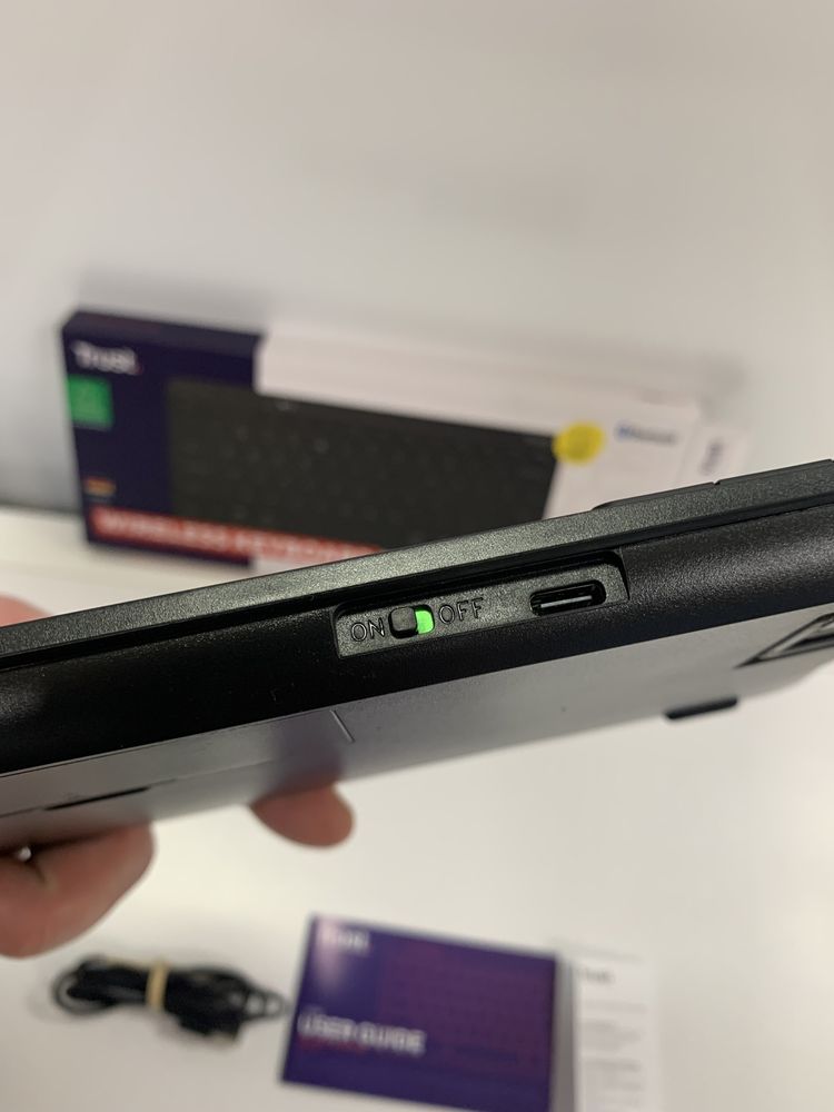 Бездротова клавіатура Trust Lyra Wireless Keyboard (НОВА, з Європи)