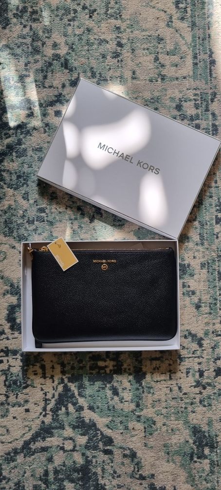 Kopertówka Michael Kors.
