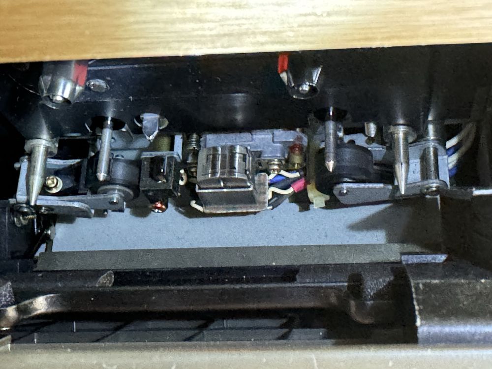 Кассетная дека высокого класса TEAC V 6030S + паспорт