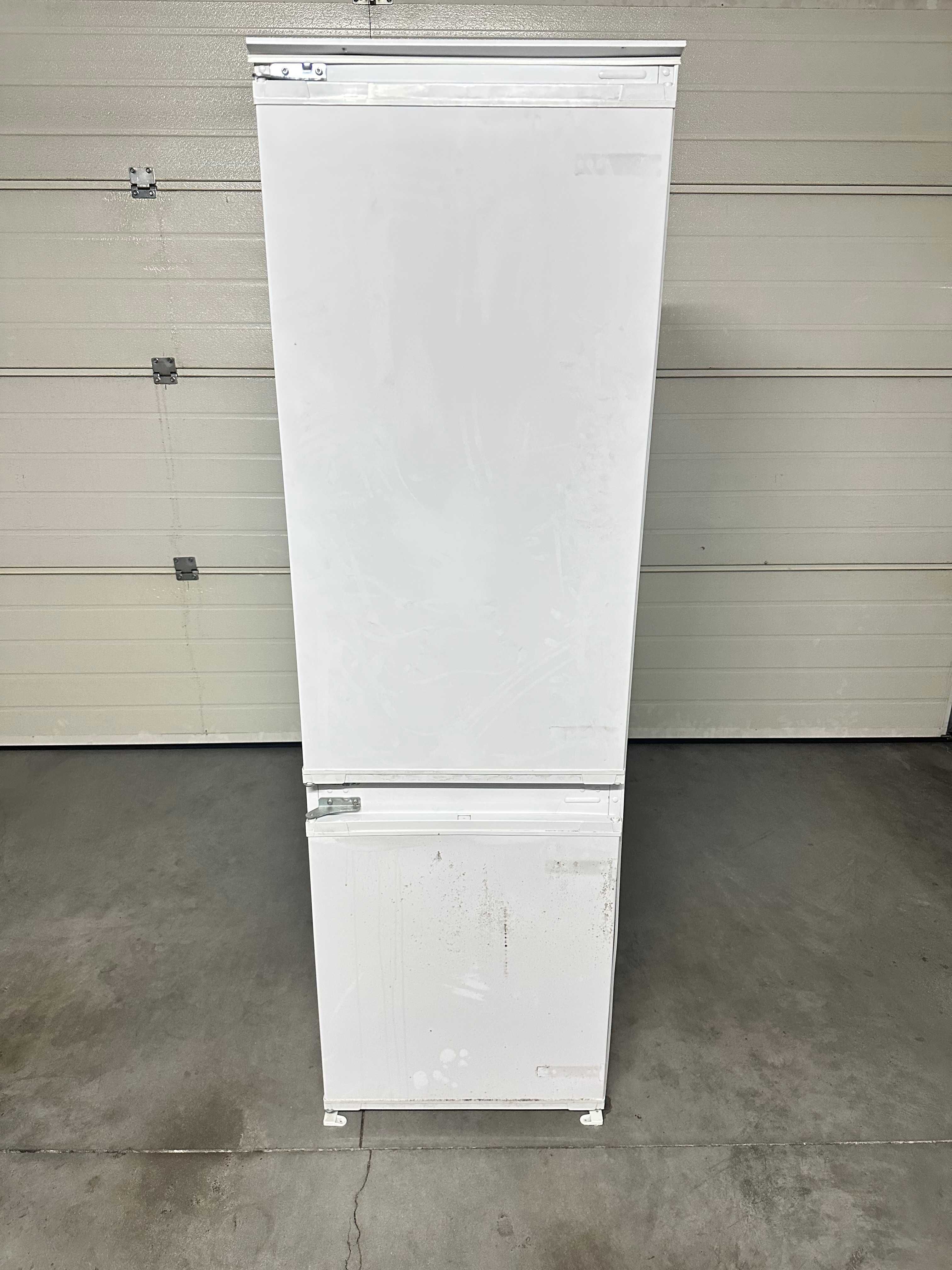Frigorífico de Encastrar Combinado TEKA CI3 330 NF