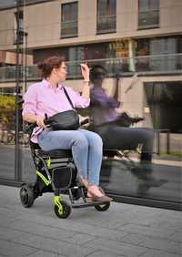 Inwalidzki wózek elektryczny SMILE, ultralekki z opcją składania
