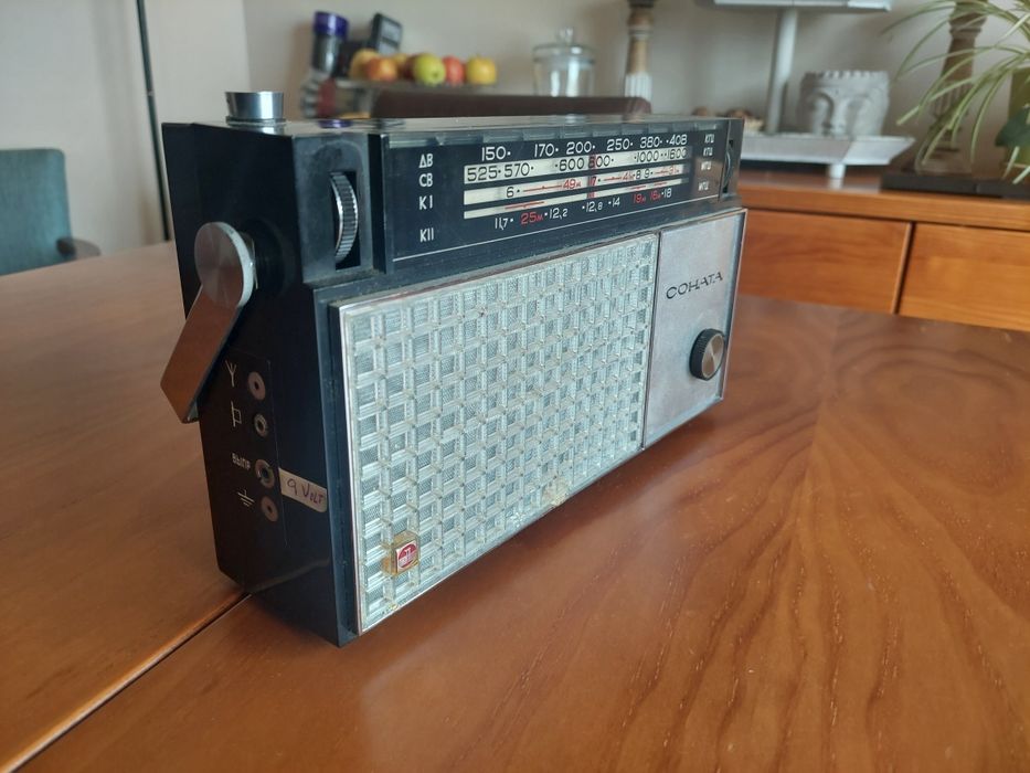 Rádio russo antigo Cohata