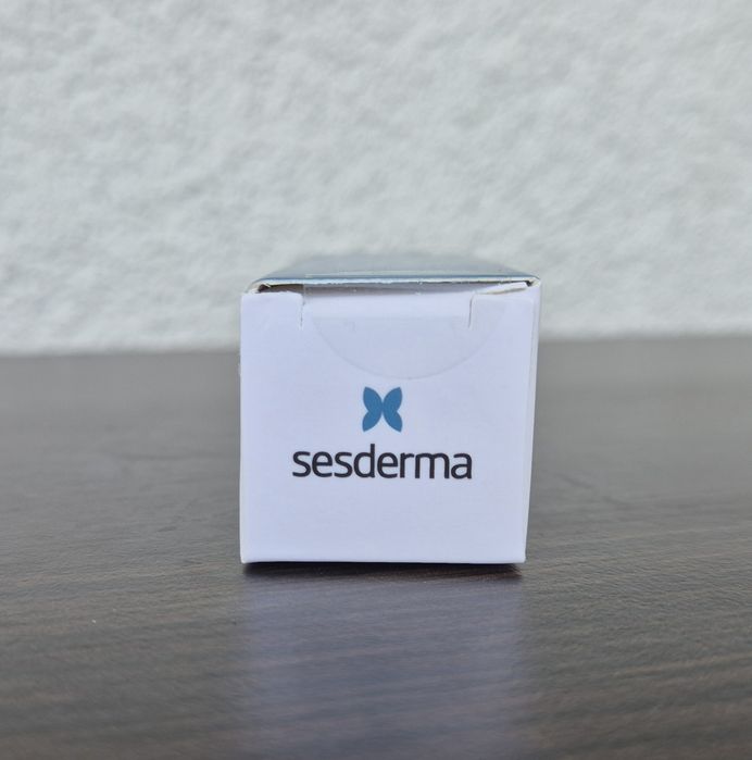 Sesderma Hydraderm Hyal krem nawilżający pod oko 15 ml