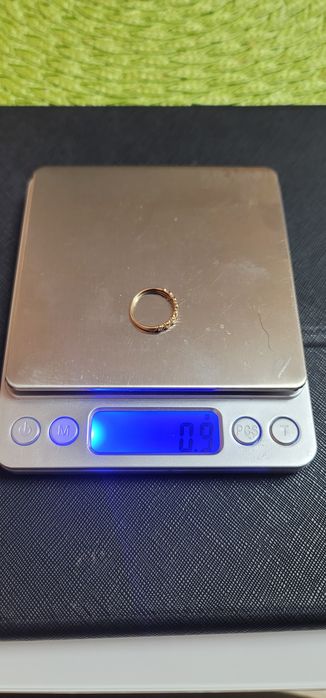 Золотые украшения 3 колечка браслет и серёжка