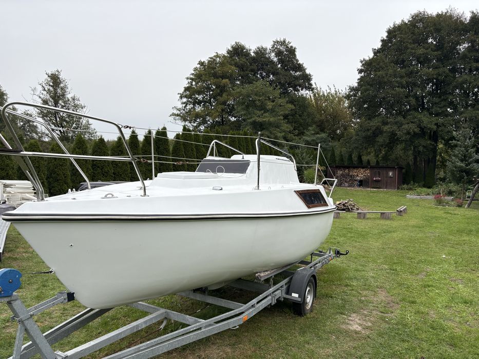 Jacht motorowy Venus okazja  !!