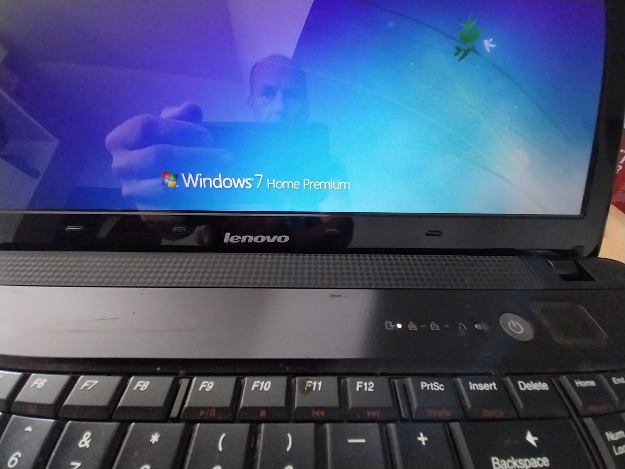 Lenovo Windows 16"