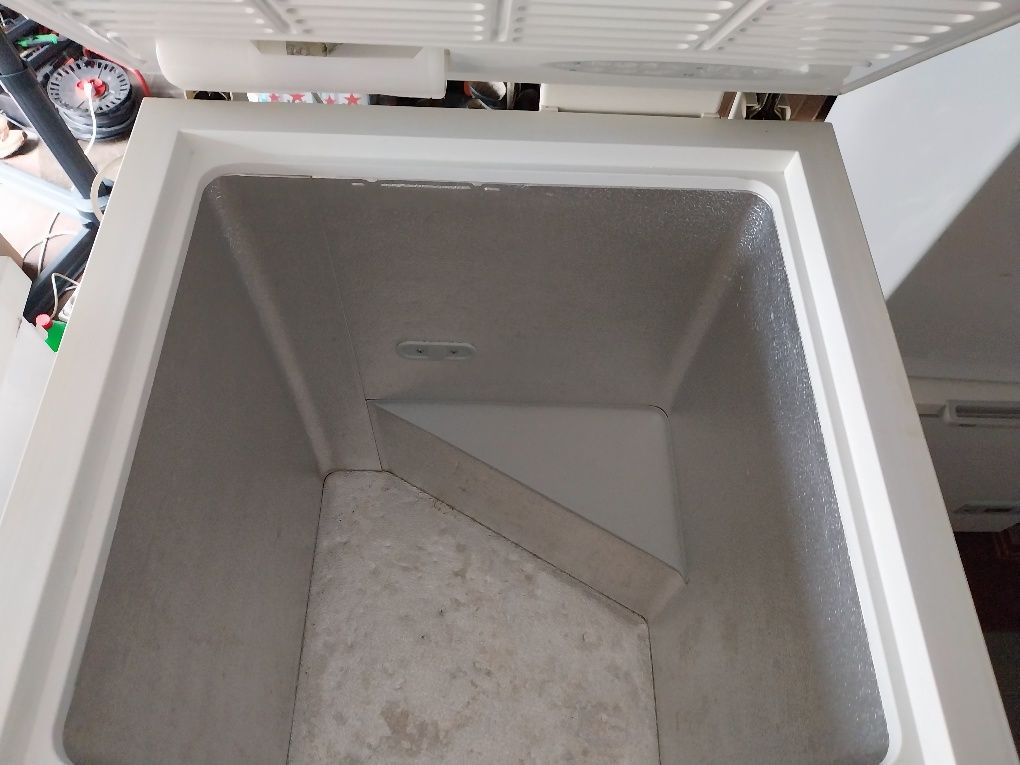 Zamrażarka klapowa 180 litrów