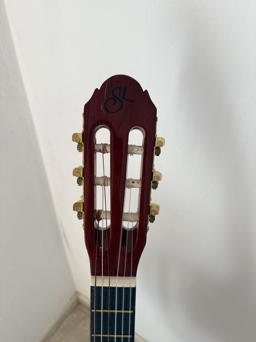 Guitarra classica em excelente estado