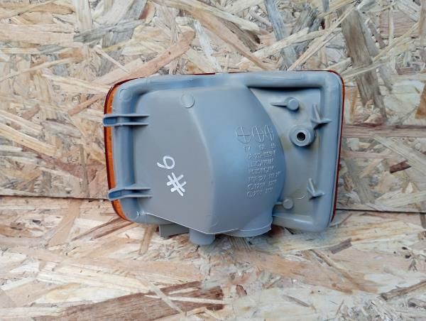 Pisca frente direito TOYOTA Dyna 150 Chassis (_Y_)