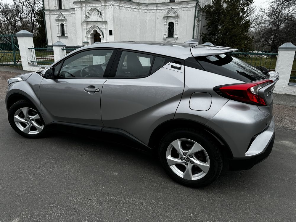 TOYOTA c-hr 1,2 Механіка 6-ст.