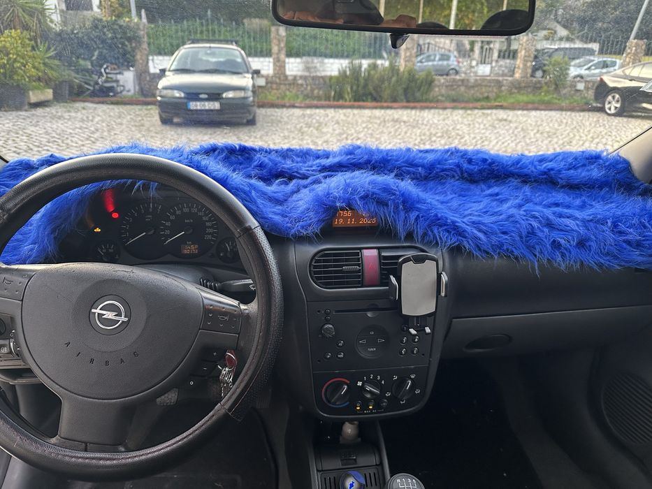 Opel corsa C 1.2 gasolina 2001